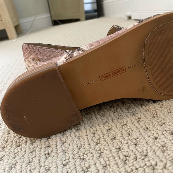 Vince Camuto Faux Snakeskin loafer - Picture 3 of 3